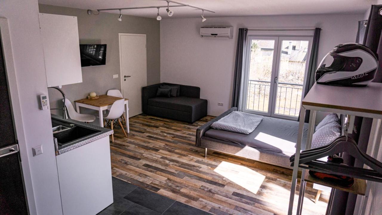 Racers Home Nuerburg Bagian luar foto